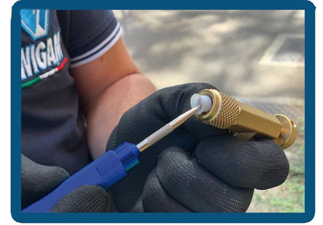 Wigam Lock Valve Care utensile per semplice sostituzione guarnizioni 08008059