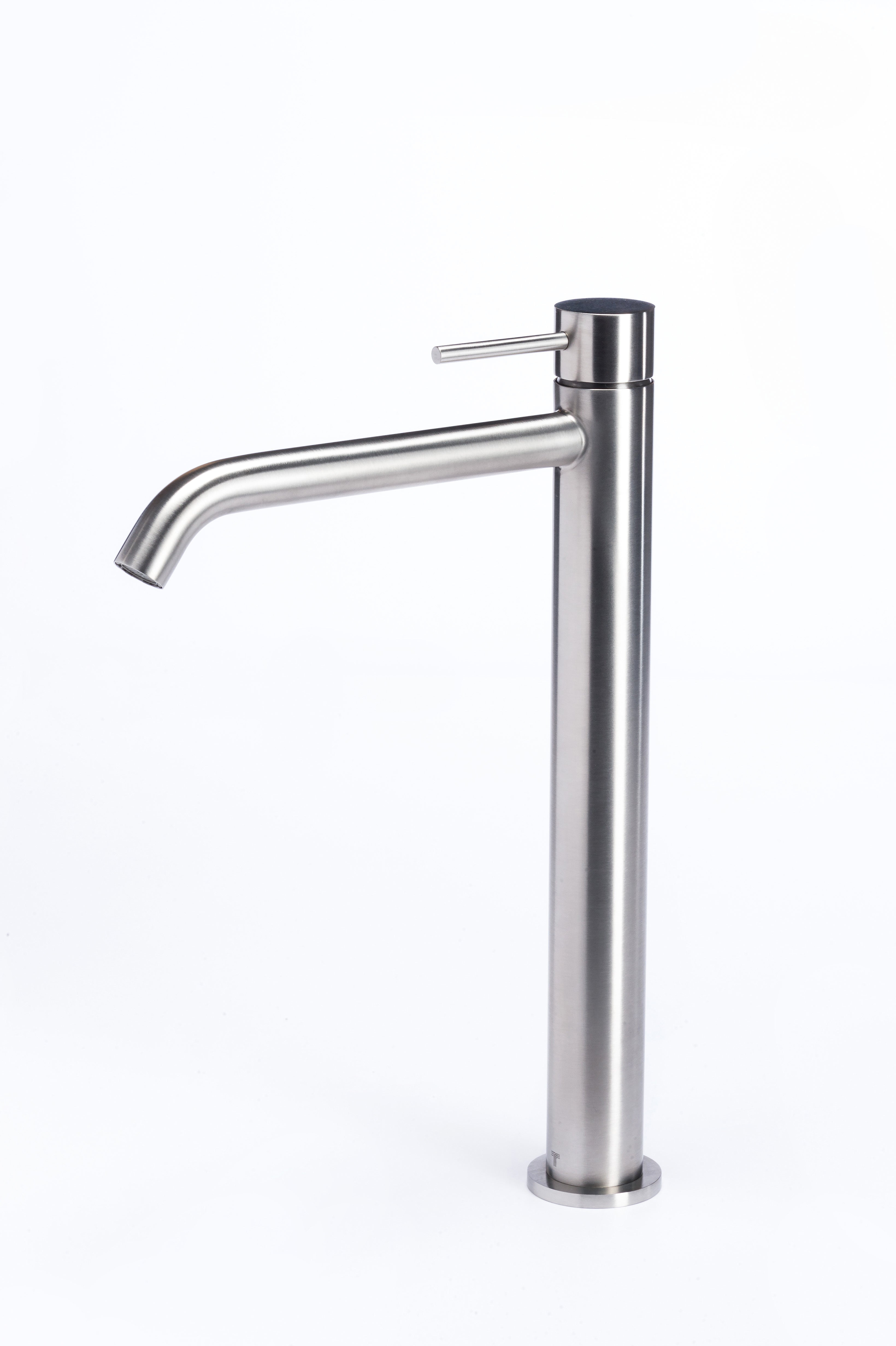 Tubico Tevere rubinetto miscelatore alto per lavabo in acciaio inox 316L nero Made in Italy T44120B