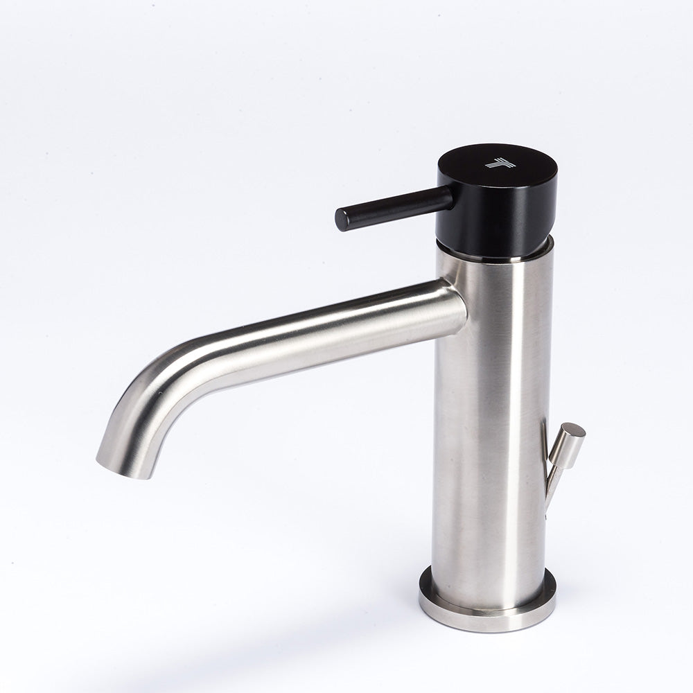 Tubico Colorado miscelatore per lavabo in acciaio inox con maniglia Carbone Made in Italy T20010E
