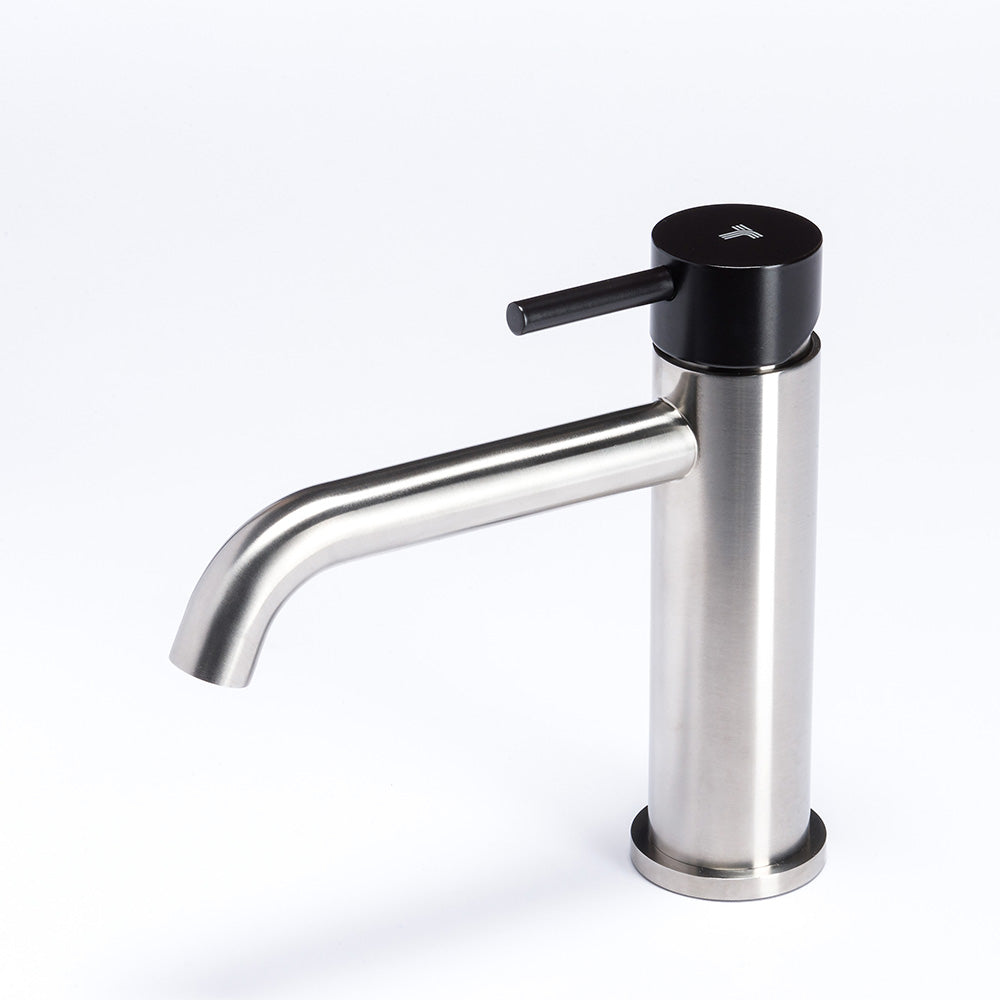 Tubico Colorado miscelatore lavabo senza scarico in acciaio inox con maniglia Carbone Made in Italy T20011E